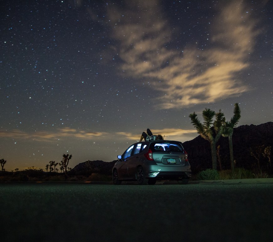 Bild på stjärnhimmel - om meditation och så mediterar du